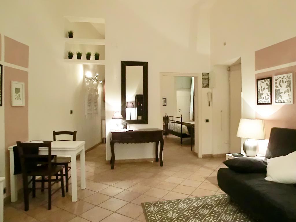 Magenta Collection Del Grande Apartment Рим Стая снимка